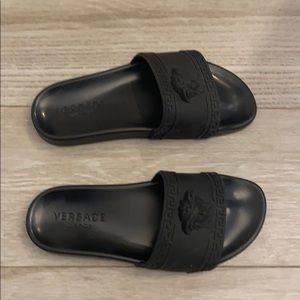 Men’s versace sandals size 9